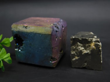 MIXED LOT ROCK STONE LAPIDARY SPECIMEN