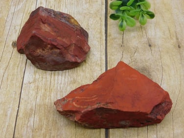 RED JASPER ROCK STONE LAPIDARY SPECIMEN