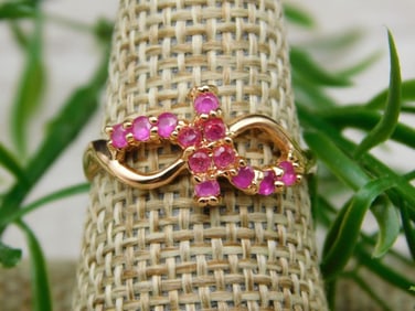 GENUINE STONE RING SIZE 8