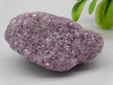 LEPIDOLITE ROCK STONE LAPIDARY SPECIMEN