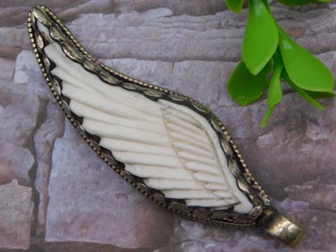 CARVED BONE WING PENDANT ROCK STONE LAPIDARY SPECIMEN