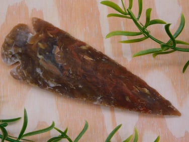 HAND KNAPPED ARROWHEAD ROCK STONE LAPIDARY SPECIMEN