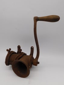 CAST IRON GRINDER MINCER VINTAGE ANTIQUE
