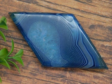 BLUE AGATE DIAMOND CARVED ROCK STONE LAPIDARY SPECIMEN