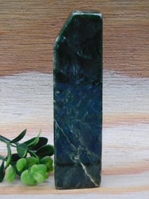 NEPHRITE JADE ROCK STONE LAPIDARY SPECIMEN