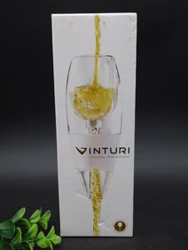Vinturi Essential White Wine Aerator - New in Box