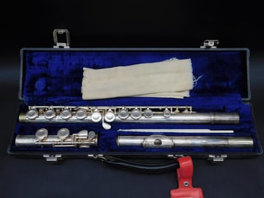 Gemeinhardt M2 Flute with Case in Elkhart, Ind.