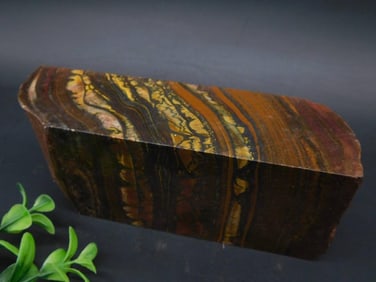 TIGER IRON 2 lbs 15 grams ROCK STONE LAPIDARY SPECIMEN