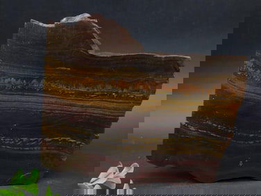 4 POUND 10 OUNCE TIGER IRON ROCK STONE LAPIDARY SPECIMEN