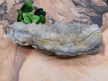 ROCK STONE LAPIDARY SPECIMEN