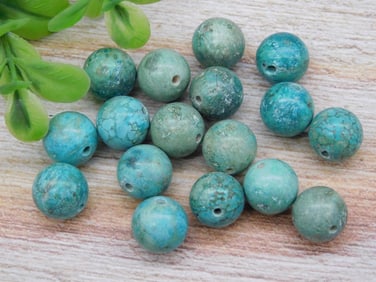 STONE BEADS ROCK STONE LAPIDARY SPECIMEN