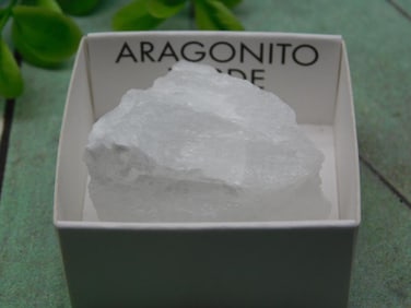 GREEN ARAGONITE ROCK STONE LAPIDARY SPECIMEN