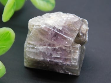 PURPLE ARAGONITE ROCK STONE LAPIDARY SPECIMEN
