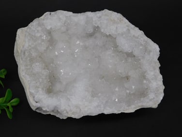 GEODE ROCK STONE LAPIDARY SPECIMEN