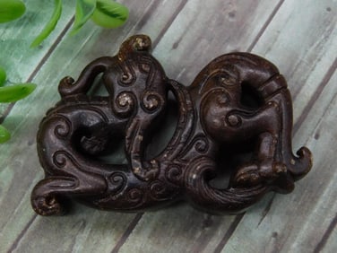 CARVED JADE ROCK STONE LAPIDARY SPECIMEN