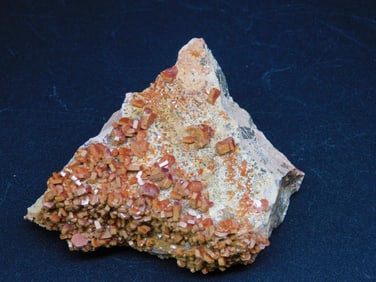 VANADINITE ROCK STONE LAPIDARY SPECIMEN