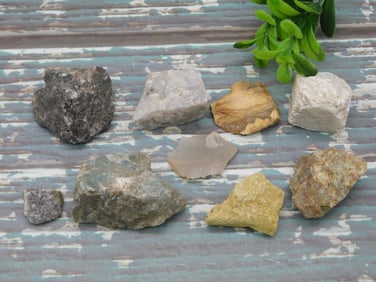 MIXED ROUGH ROCK ROCK STONE LAPIDARY SPECIMEN