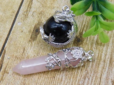 PENDANTS ROCK STONE LAPIDARY SPECIMEN