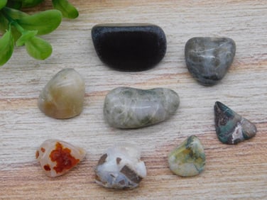 MIXED ROCK STONE LAPIDARY SPECIMEN