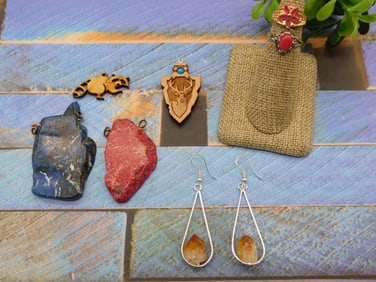 MIXED LOT ROCK STONE LAPIDARY SPECIMEN