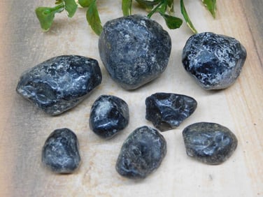 APACHE TEARS ROCK STONE LAPIDARY SPECIMEN