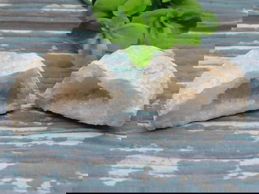 GEODE ROCK STONE LAPIDARY SPECIMEN