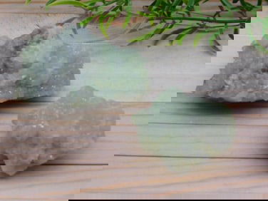 PREHNITE ROCK STONE LAPIDARY SPECIMEN