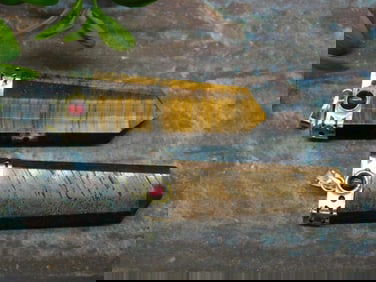 TIGER EYE PENDANTS ROCK STONE LAPIDARY SPECIMEN