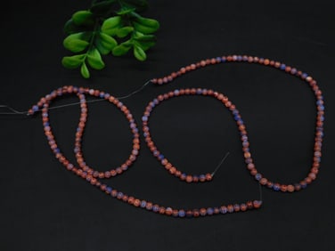 AFRICAN TRADE BEADS ROCK STONE LAPIDARY SPECIMEN