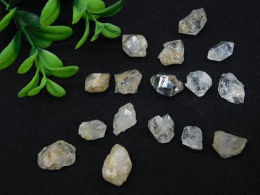 HERKIMER DIAMONDS ROCK STONE LAPIDARY SPECIMEN