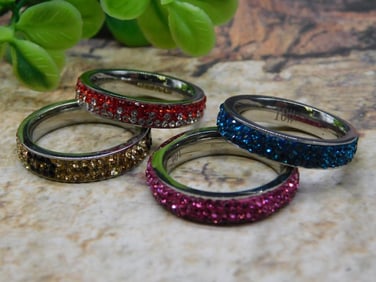 STONE RINGS ROCK STONE LAPIDARY SPECIMEN