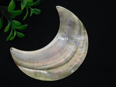 Crescent-Shaped Polished Shell Pendant with Shimmer