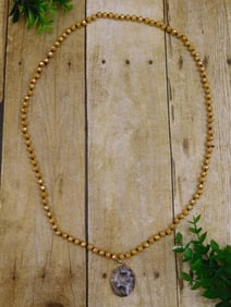 GEODE SLICE PENDANT ON SPARKLE BEAD NECKLACE