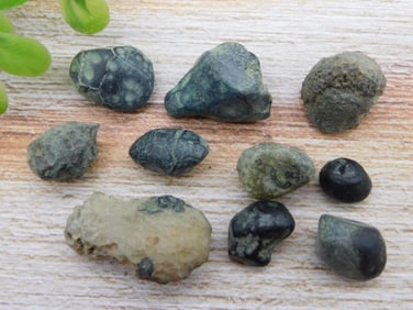 NORTH DAKOTA NEEDLE PEAK AGATE ROCK STONE LAPIDARY SPECIMEN