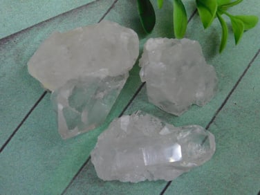 QUARTZ ROCK STONE LAPIDARY SPECIMEN