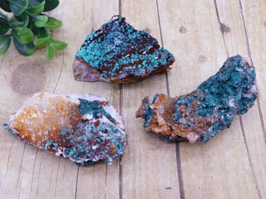 MALACHITE ROCK STONE LAPIDARY SPECIMEN