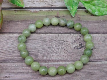 Green Bead Stretch Bracelet