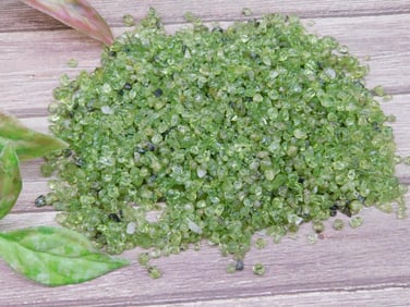 Loose Peridot Gemstones ? 100 Grams