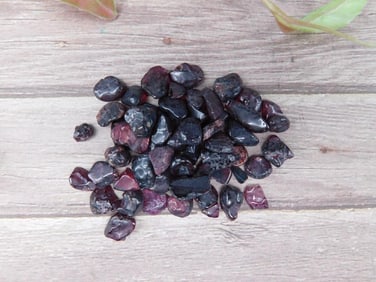 20 Grams of Garnet Stones for Auction