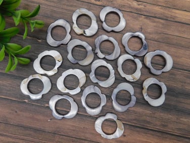 Lot of Flower-Shaped Mother-of-Pearl Shell Rings