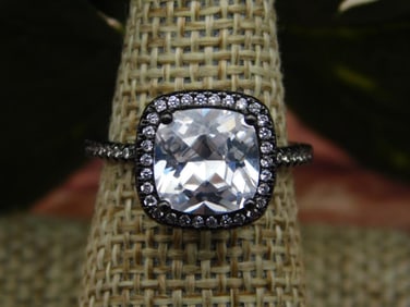 GENUINE STONE RING SIZE 6