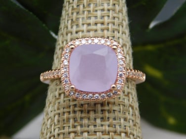 GENUINE STONE RING SIZE 6
