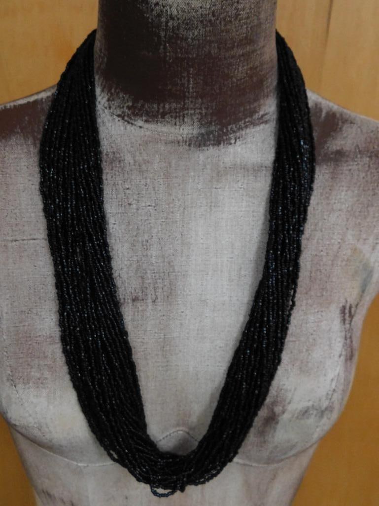SEED BEAD NECKLACE ROCK STONE LAPIDARY SPECIMEN: SEED BEAD NECKLACE ROCK STONE LAPIDARY SPECIMEN