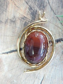 BANDED CARNELIAN PENDANT ROCK STONE LAPIDARY SPECIMEN