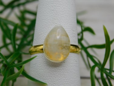 QUARTZ RING ROCK STONE LAPIDARY SPECIMEN