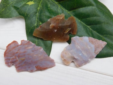 HAND KNAPPED ARTIFACT TOOLS ROCK STONE LAPIDARY SPECIMEN