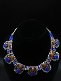 Necklace With Lapis Lazuli and Red Coral Accents