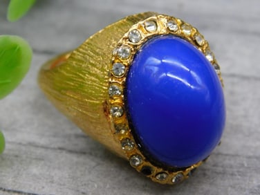 Gold-Tone Blue Cabochon Ring With Rhinestone Accents, Size 7