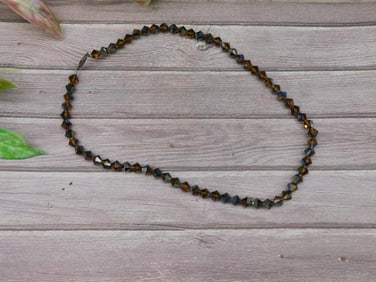 Faceted Amber-Colored Beaded Necklace With Clasp