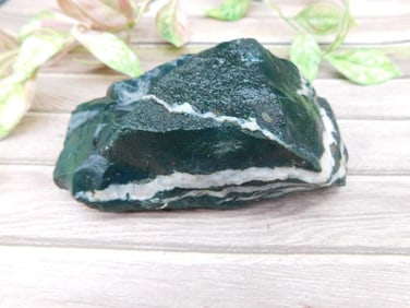 Green and White Banded Rock 320 Grams
